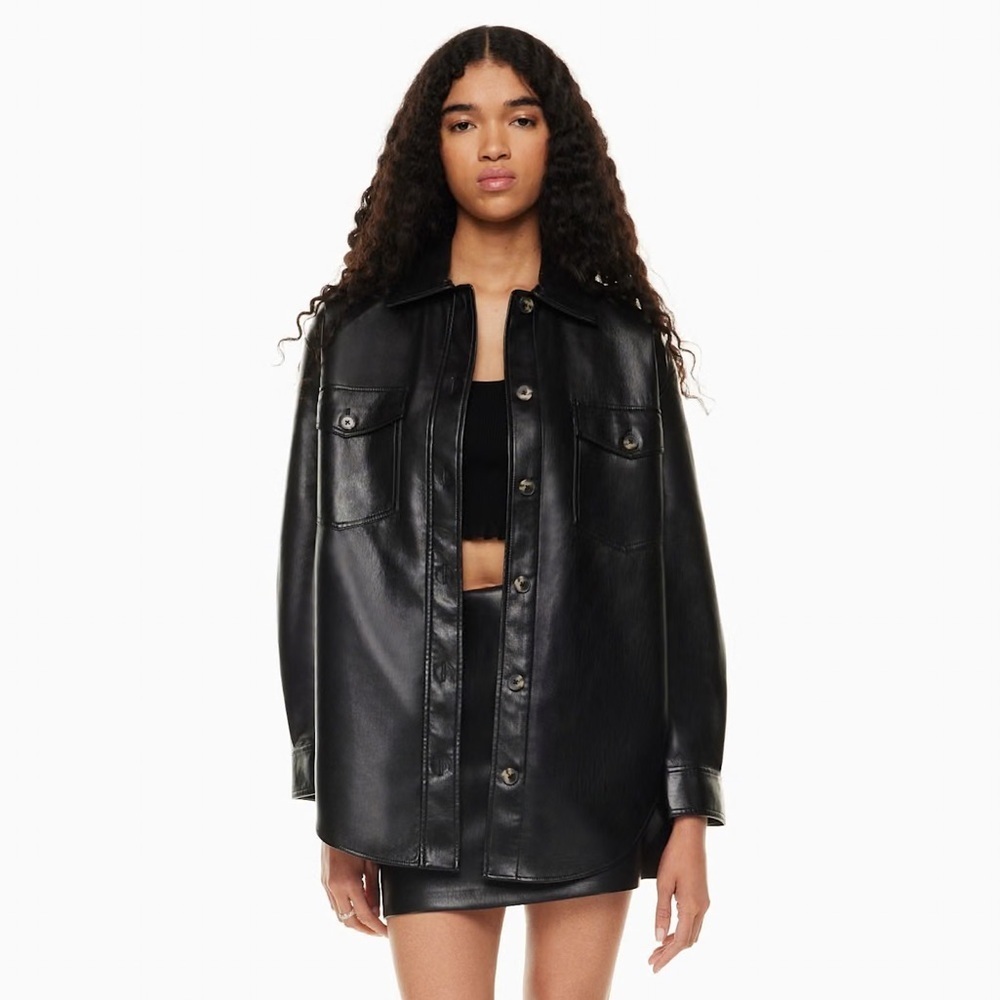 Aritzia Wilfred black Ganna vegan leather shirt jacket shacket - XS NWOT